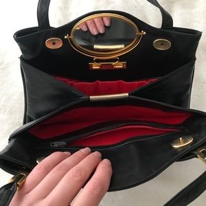 Vintage shoulder bag with internal mirror